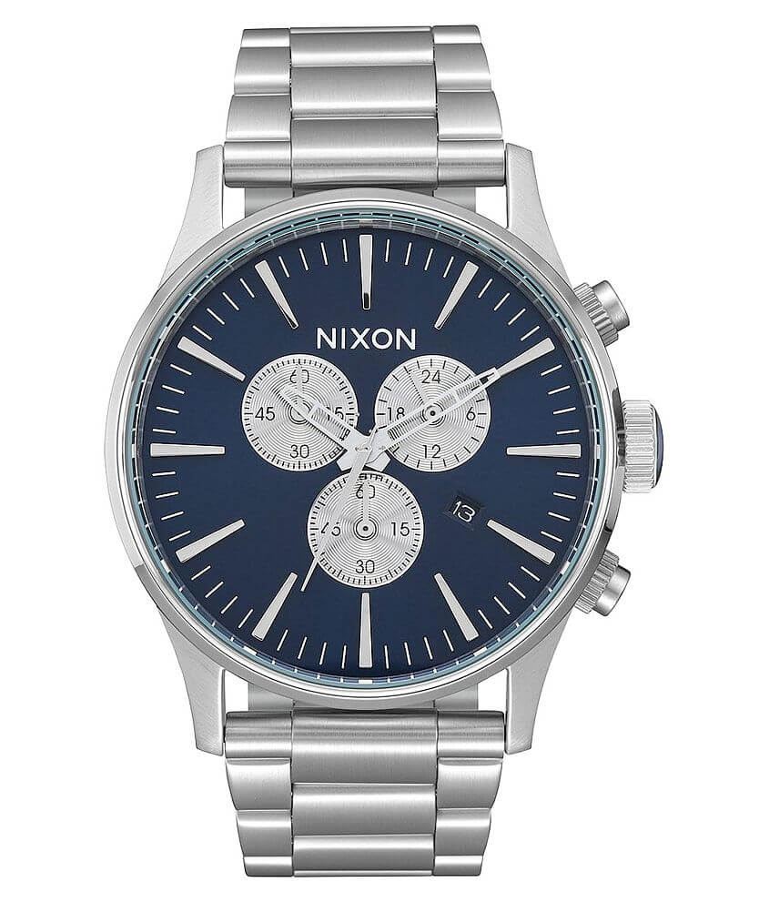Nixon The Sentry Chrono Watch.